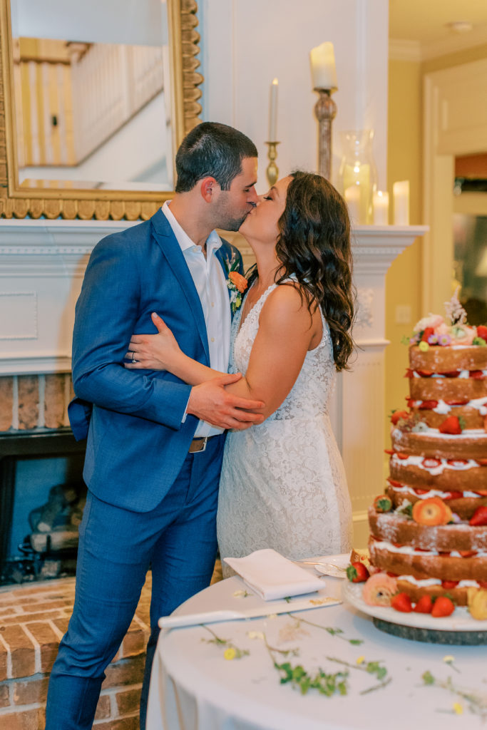 Savannah wedding cake