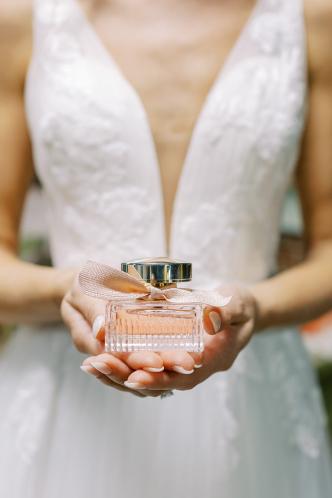 bride's perfume