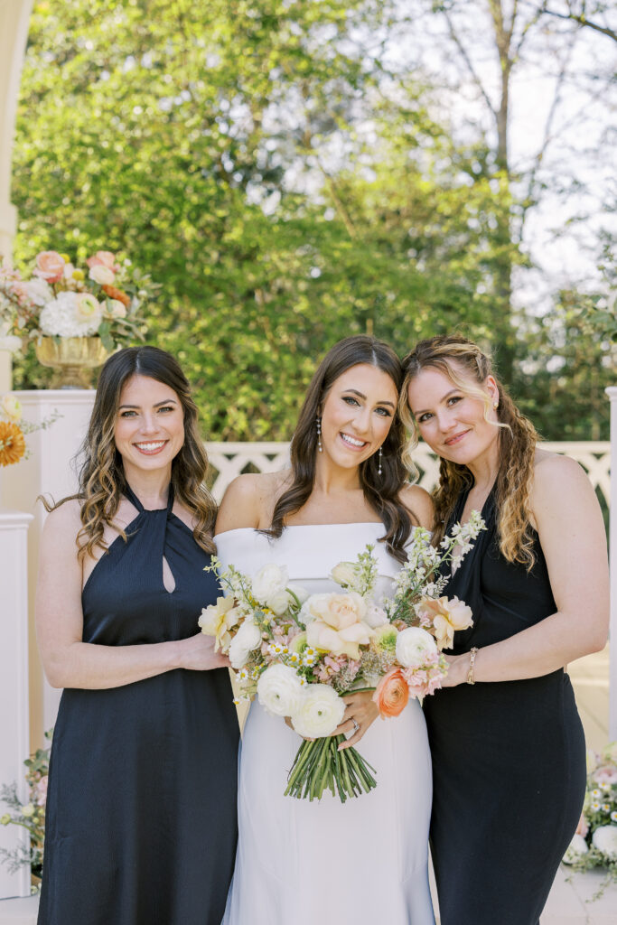 bride and sisters