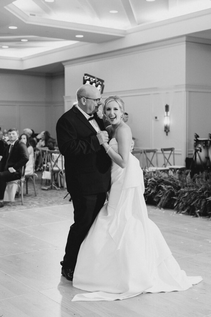 dance with father at wedding