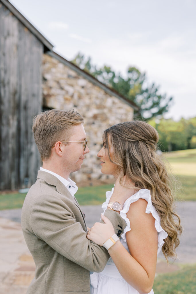 engagement session at the Sandy Creek Barn on Lake Oconee in Reynolds, Georgia