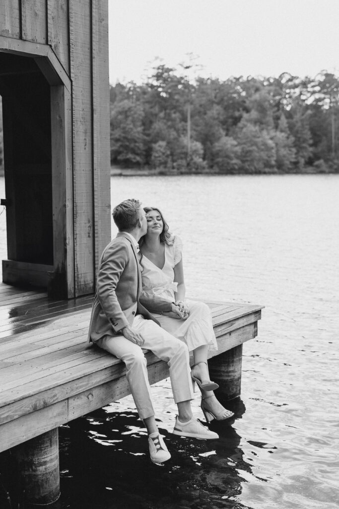 engagement session at the Sandy Creek Barn on Lake Oconee in Reynolds, Georgia