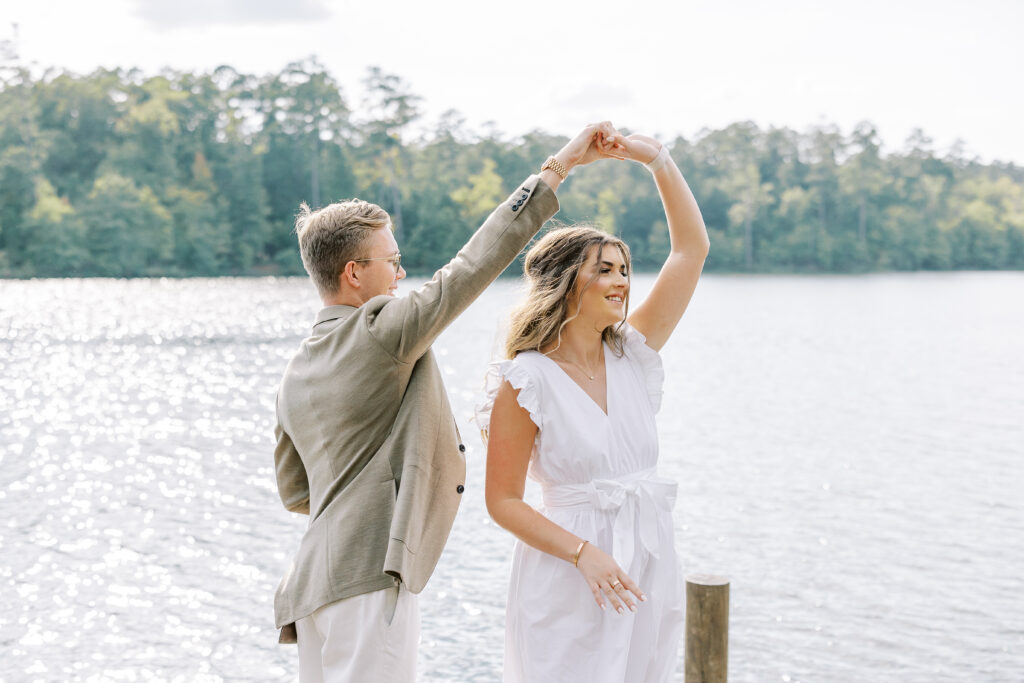 engagement session at the Sandy Creek Barn on Lake Oconee in Reynolds, Georgia