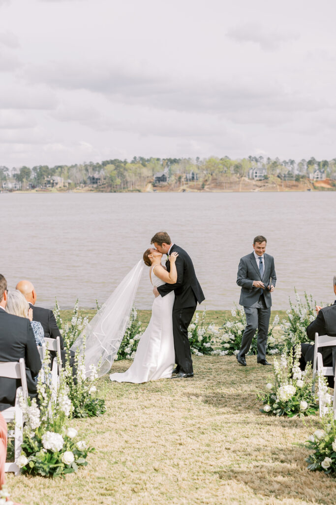 great waters at reynolds wedding on lake oconee