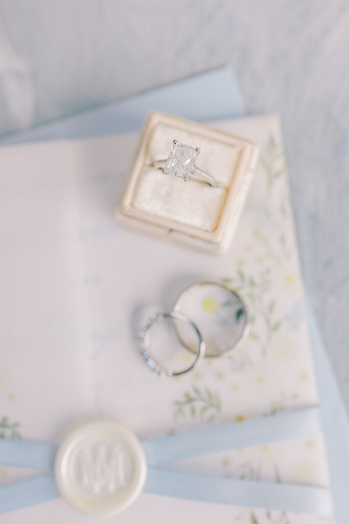 wedding ring