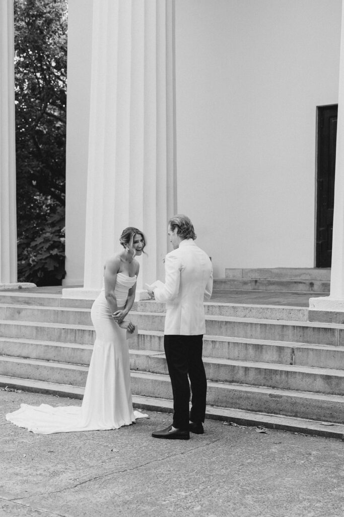 groom reading vows