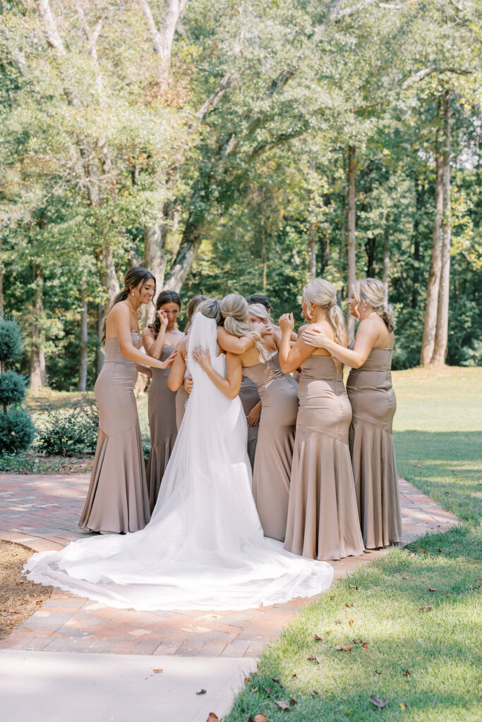 bridesmaid first look