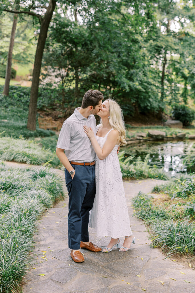 winn park engagement session in atlanta, ga