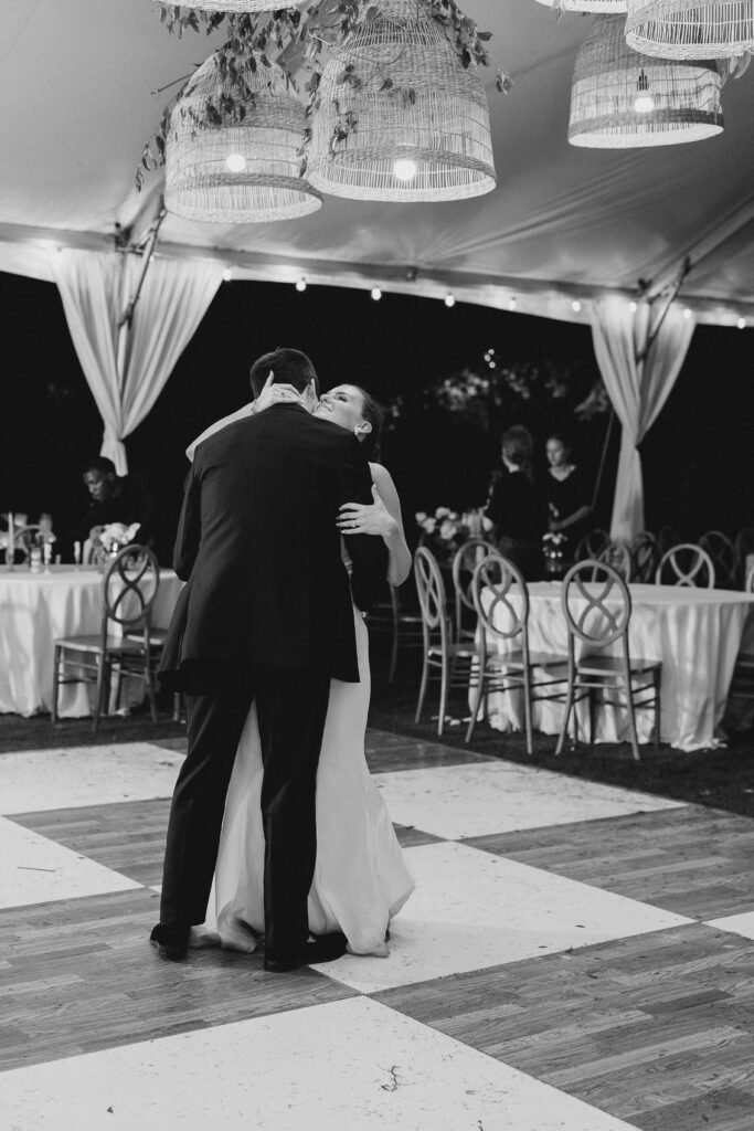 bride and groom last dance