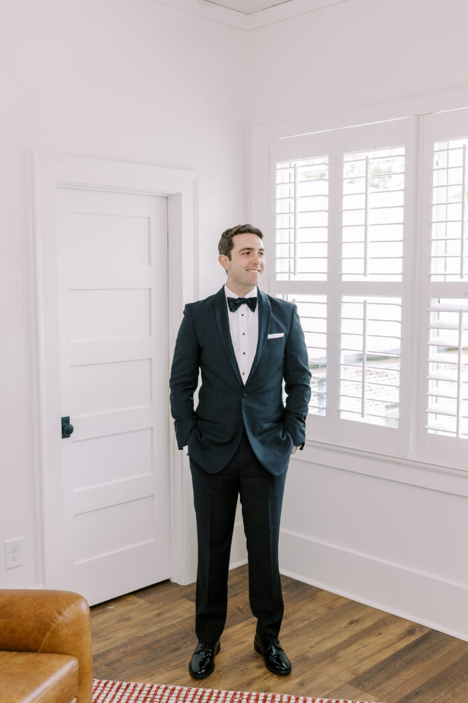 groom portrait