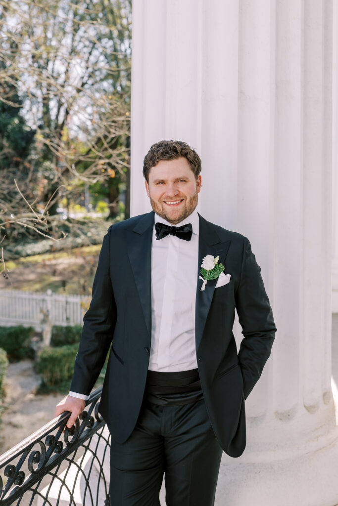 groom portrait