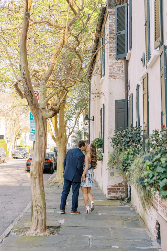 An engagement session of a couple in Charleston, SC