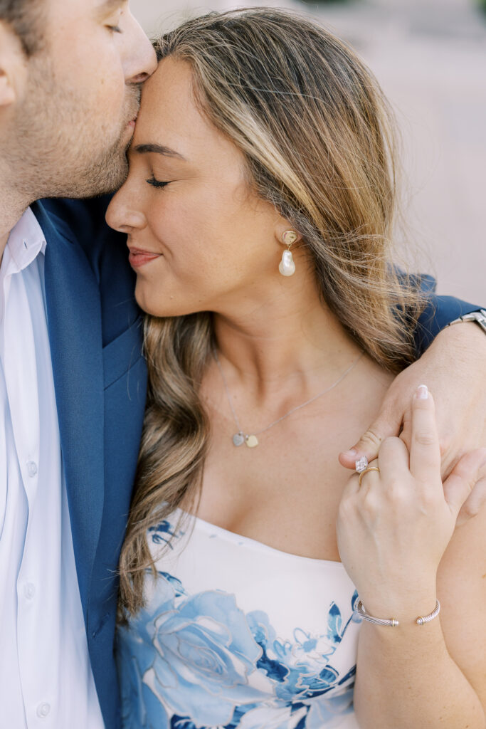 An engagement session of a couple in Charleston, SC